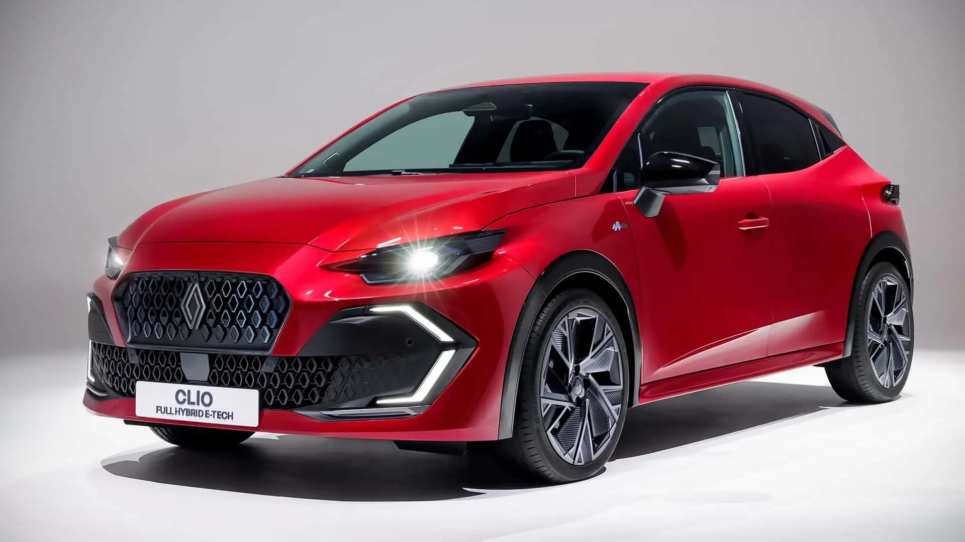 2026 Renault Clio Sahneye Çıktı!