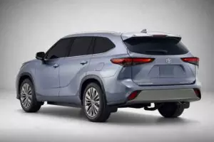 2019-Toyota-Highlander