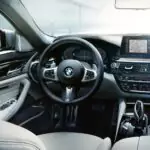 2020-BMW-5-Serisi