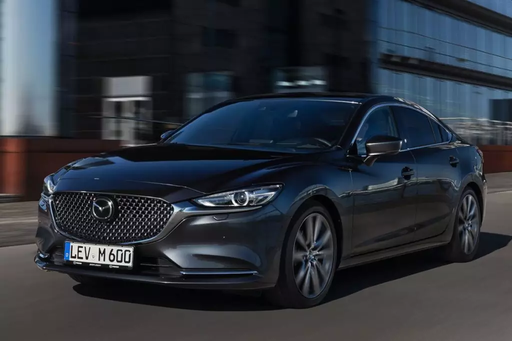 2018-Mazda-6-Serisi