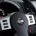2010-nissan-navara