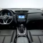 2017-nissan-x-trail