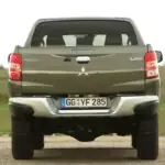 2019-Mitsubishi-L-200
