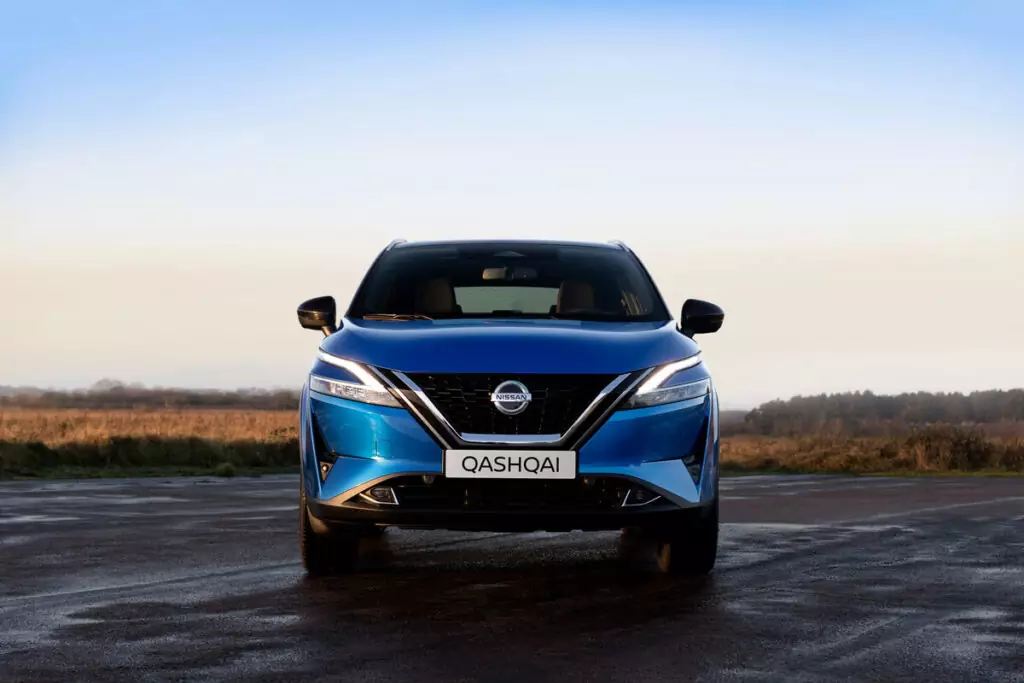 2021 nissan qashqai Ön görünüm