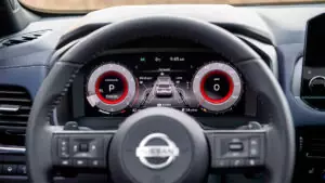 2021 nissan qashqai direksiyon ve sürücü ekranı