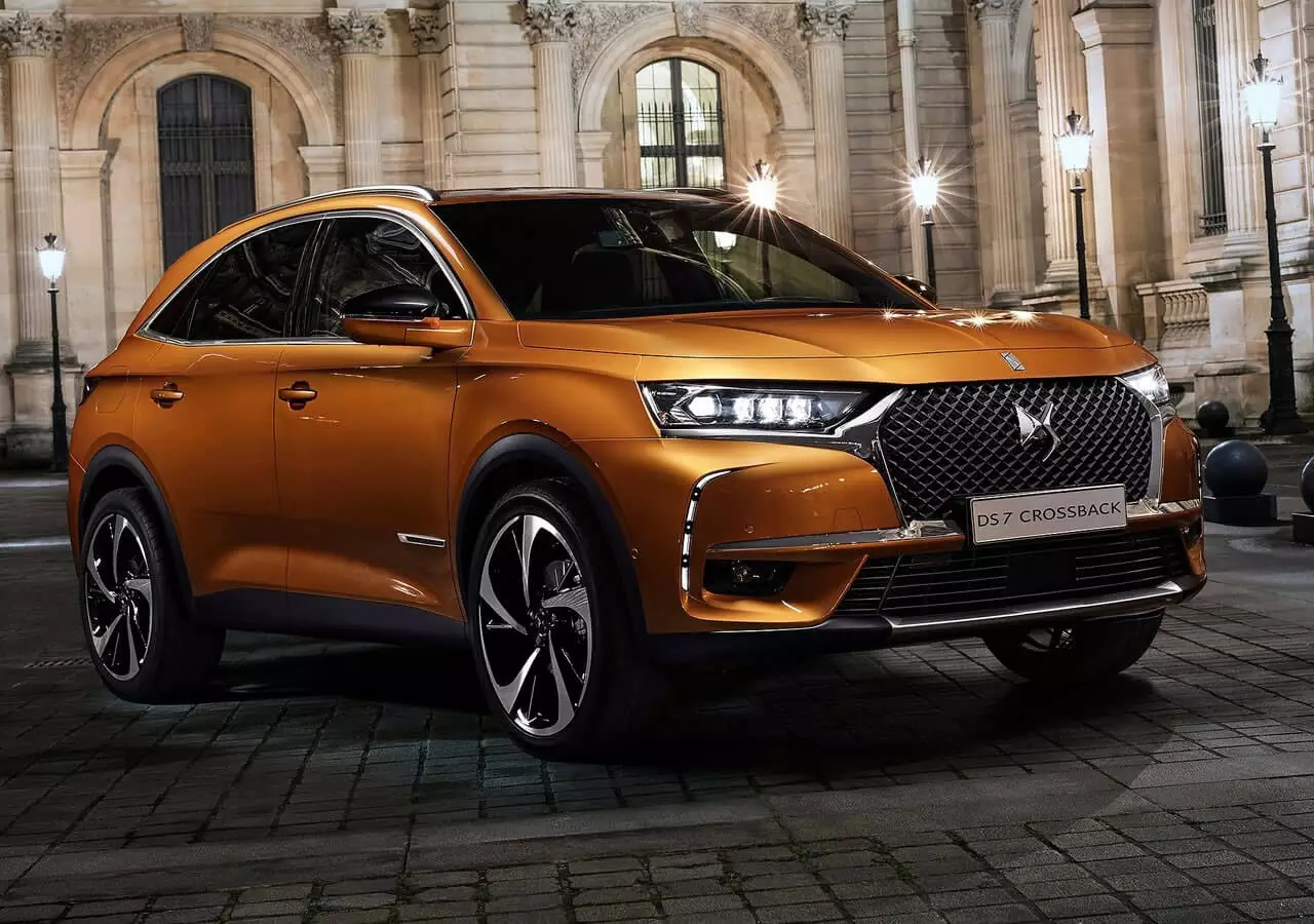 2020 DS7 1.6 Crossback Performance Line