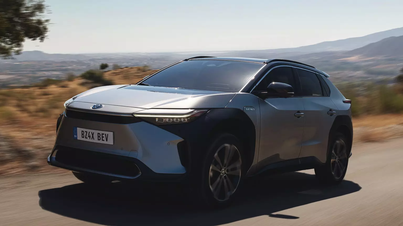 2023 Toyota bZ4X Donanım Özellikleri ve Fiyatı
